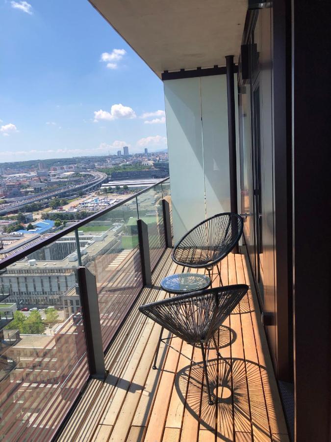 Brand-New, Close To Centre, Rooftop-Summer-Pool Wien Eksteriør billede